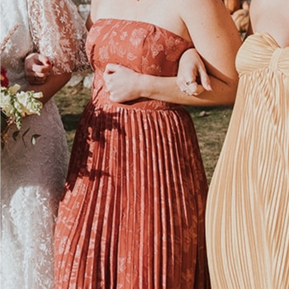 Lulu's Strapless Pleated Midi Dress in Rust